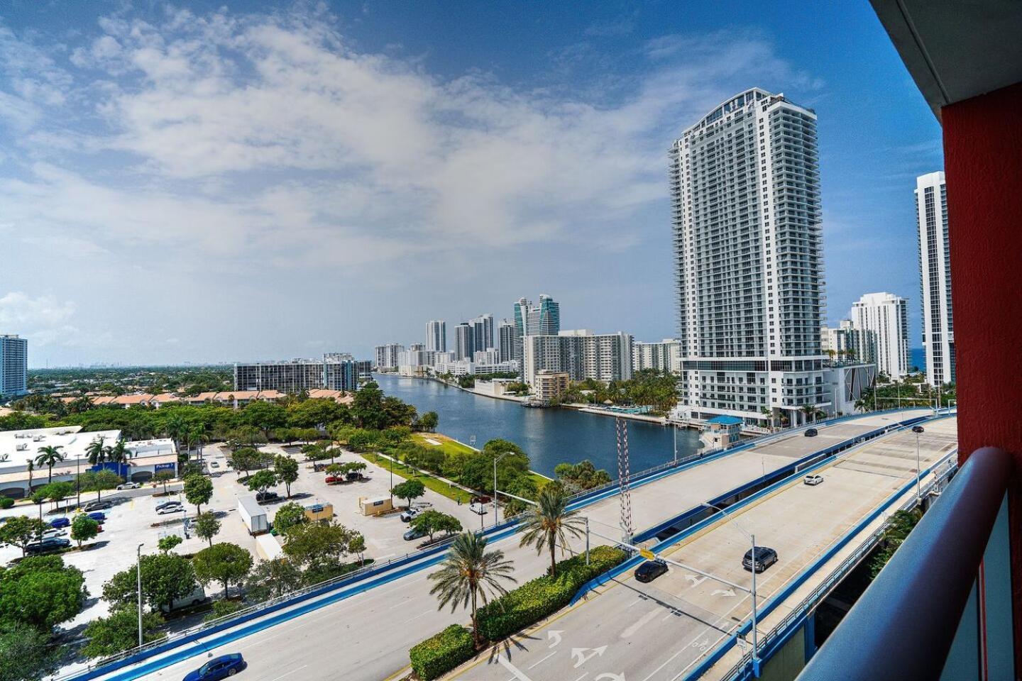 Beach Walk Hallandale Beach Eksteriør billede